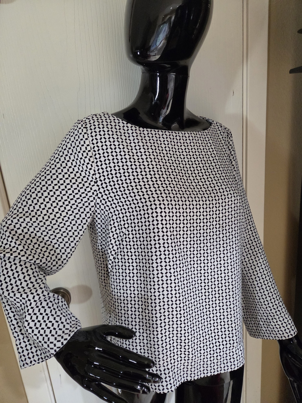 Dalia Collection Black & White Geometric Boatneck Blouse, Size M